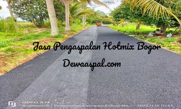 Pembangunan Aspal Baru Jalan Desa di Ciampea, Kabupaten Bogor, Jawa Barat Pembangunan Aspal Baru Jalan Desa di Ciampea, Kabupaten Bogor, Jawa Barat