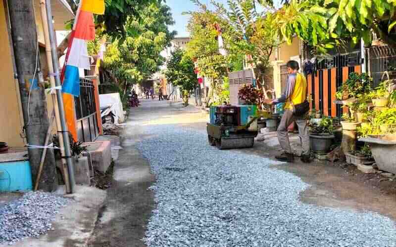 Proyek Perbaikan Aspal Jalan Komplek Perumahan Metland Cibitung Bekasi